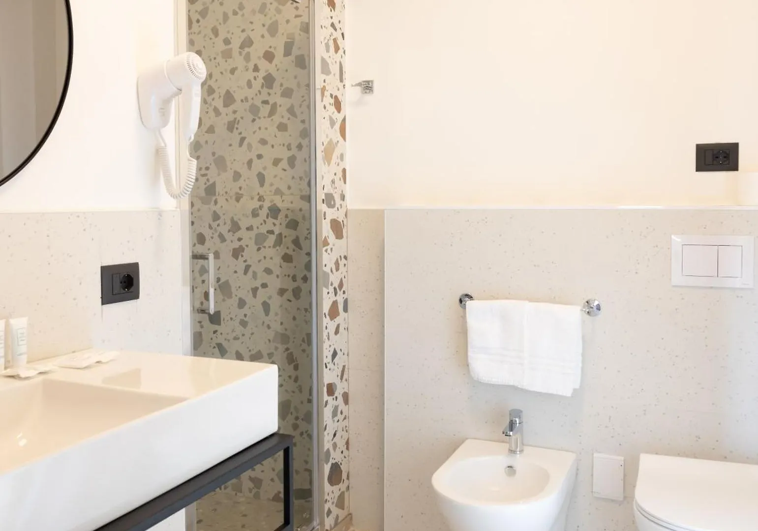 Hotel Delaville Frontemare Lido di Jesolo 3*,